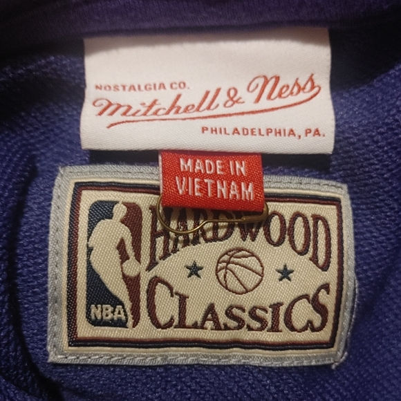 Milwaukee Bucks NBA hoodie shirt Mitchell & Ness Medium Basketball Aaron Rodgers - Picture 3 of 7